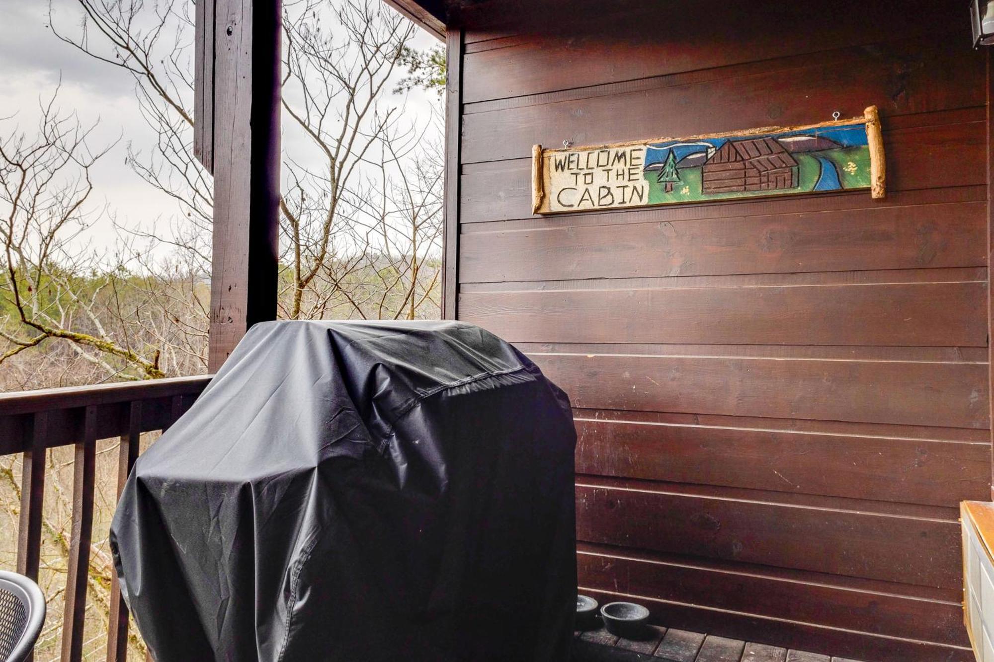 Pigeon Forge Resort Studio Cabin On Dollywood Ln! Bagian luar foto